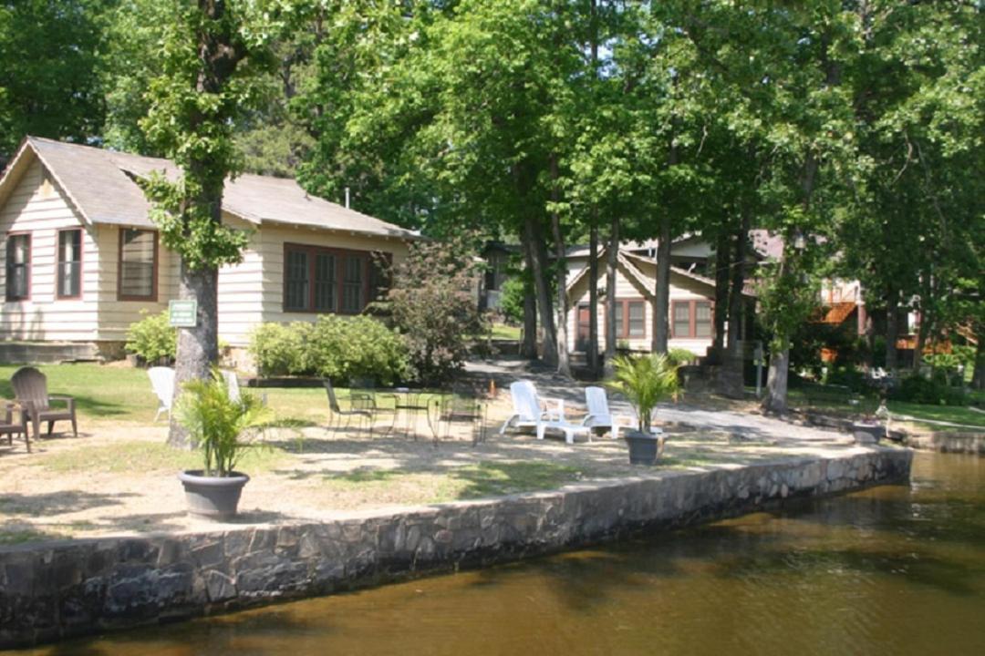 Edgewater Resort Cottage #1 ฮอตสปริงส์ ภายนอก รูปภาพ